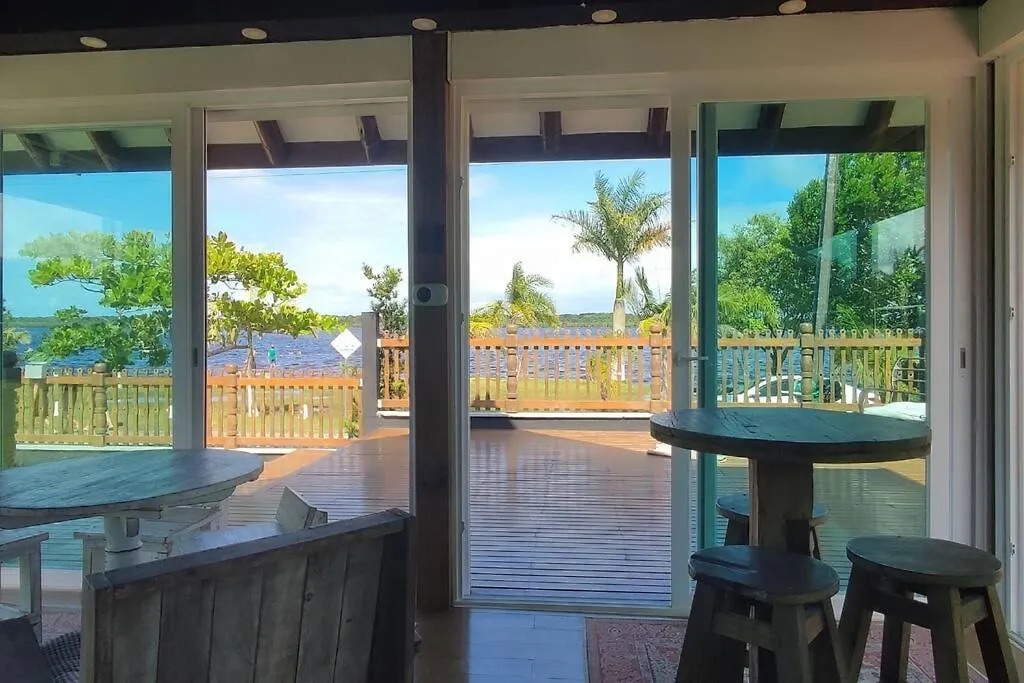 Deslumbrante Casa Frente Lagoa 南巴尔内阿里奥 0*,  巴西