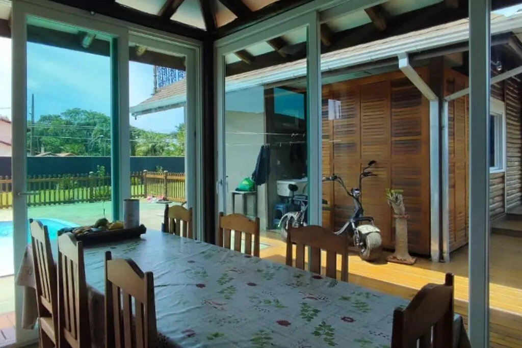 Vakantiehuis Deslumbrante Casa Frente Lagoa Balneario Barra do Sul Brazilië